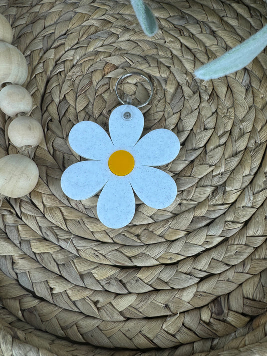 Daisy NFC Keychain - Floral Contactless Smart Keychain - Share Info Instantly - Customizable Tech Accessory