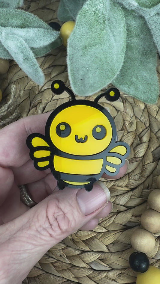 Cute Bumblebee Interchangeable Badge Reel – Fun Retractable ID Holder